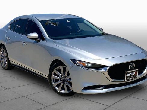 Used 2020 MAZDA MAZDA3 Sedan w/ Select Package FWD image 3