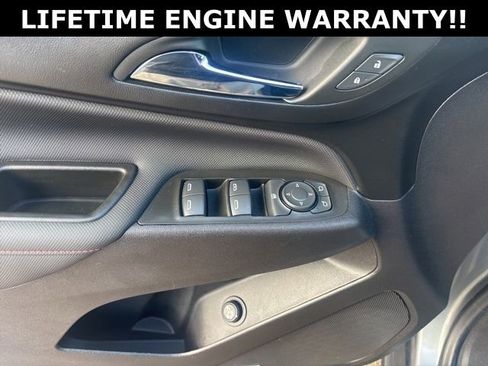 Used 2024 Chevrolet Equinox RS w/ RS Leather Package image 11