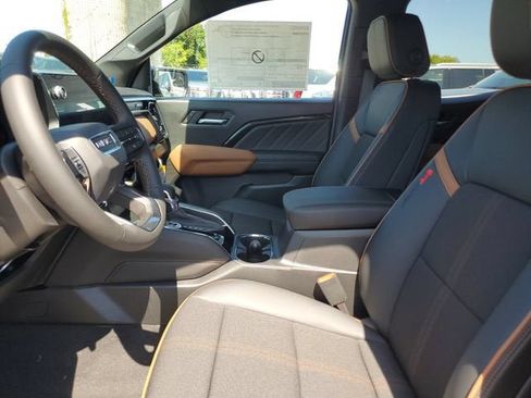 New 2026 GMC Canyon AT4 AWD/4WD image 19
