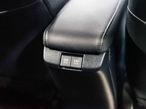 Certified 2022 Toyota Prius Prime XLE image 17