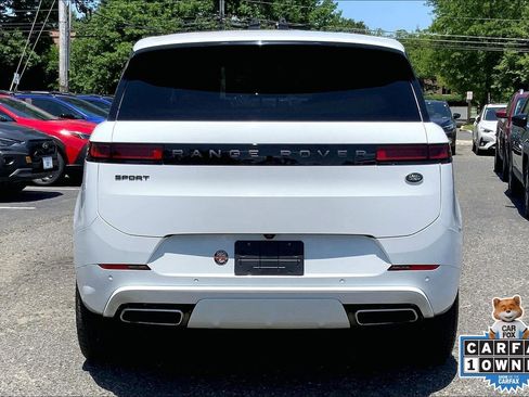 Used 2023 Land Rover Range Rover Sport SE Dynamic AWD/4WD image 4