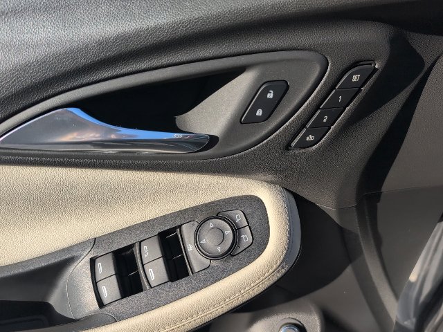 Used 2022 Buick Encore GX Essence w/ Advanced Technology Package AWD/4WD image 14