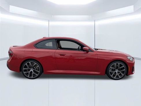 Used 2023 BMW 230i Coupe w/ Premium Package RWD image 3