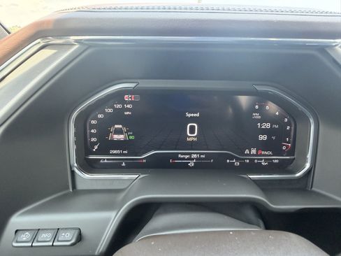 Used 2025 GMC Sierra 2500 Denali w/ Denali Reserve Package AWD/4WD image 16