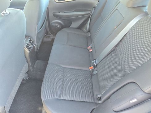 Used 2022 Nissan Rogue Sport S FWD image 14