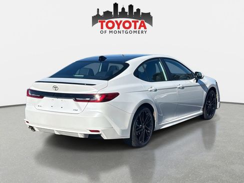 Used 2025 Toyota Camry XSE image 3