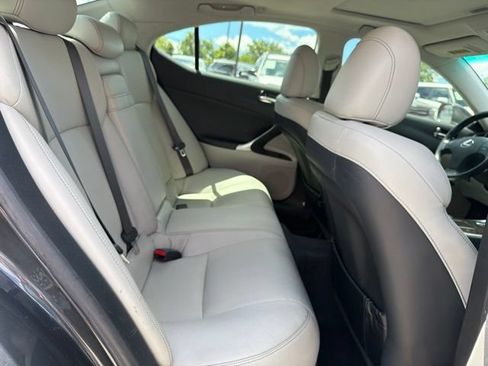 Used 2009 Lexus IS 250 AWD image 23