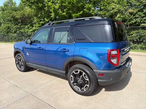 Used 2023 Ford Bronco Sport Outer Banks w/ Tech Package AWD/4WD image 6