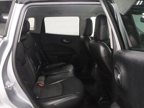 Certified 2019 Jeep Compass Latitude AWD/4WD image 19
