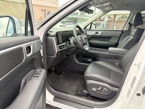 Used 2025 Hyundai Santa Fe SEL AWD/4WD image 21