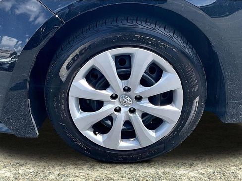 Used 2023 Toyota Corolla LE image 33