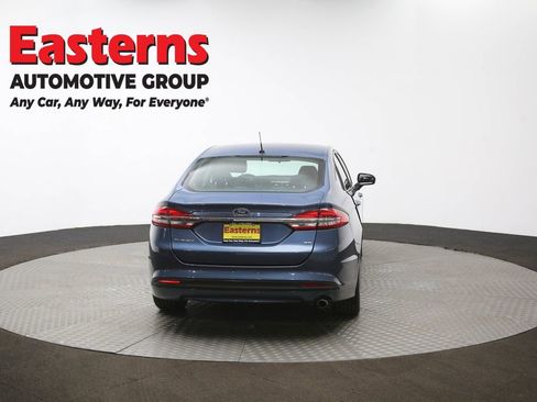Used 2018 Ford Fusion SE image 36