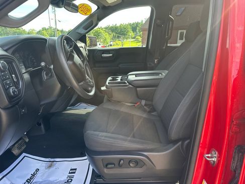Used 2024 Chevrolet Silverado 1500 Custom w/ Rally Edition AWD/4WD image 9