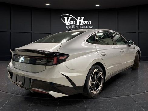 New 2026 Hyundai Sonata SEL FWD image 3