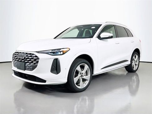 New 2025 Audi Q5 2.0T Premium Plus image 3