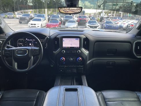 Used 2020 GMC Sierra 3500 Denali w/ Technology Package AWD/4WD image 4