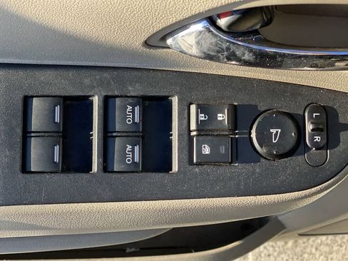 Used 2016 Honda Odyssey Touring image 9