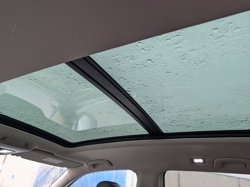 New 2026 Volkswagen Atlas SEL image 7