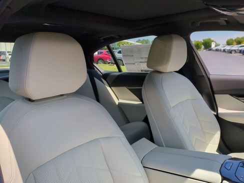 Certified 2026 BMW 530i 530i w/ M Sport Package image 33