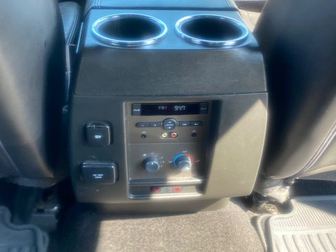 Used 2013 Lincoln Navigator 4WD w/ HD Trailer Tow Pkg image 30