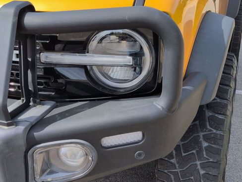 Used 2022 Ford Bronco Wildtrak AWD/4WD image 14