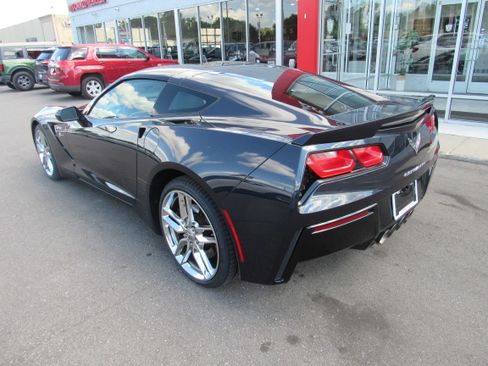 Used 2014 Chevrolet Corvette Stingray Coupe w/ 2LT Preferred Equipment Group RWD image 7