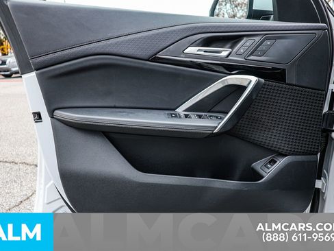 Used 2025 BMW X2 xDrive28i image 44