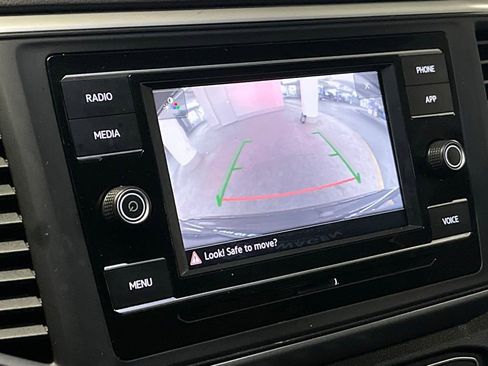 Used 2023 Volkswagen Atlas Cross Sport SE image 25