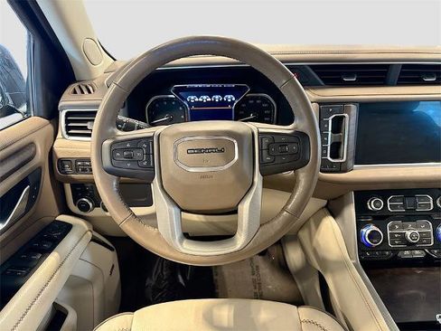 Used 2021 GMC Yukon Denali image 19