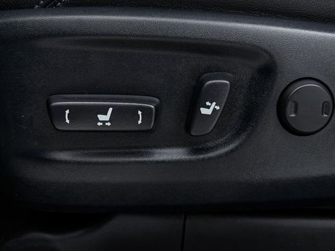 Used 2021 Toyota 4Runner Limited image 22