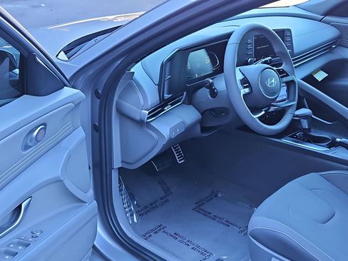 New 2026 Hyundai Elantra Sport FWD image 10