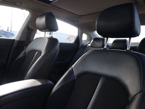 Used 2019 Kia Optima S w/ S Panoramic Sunroof Package image 19