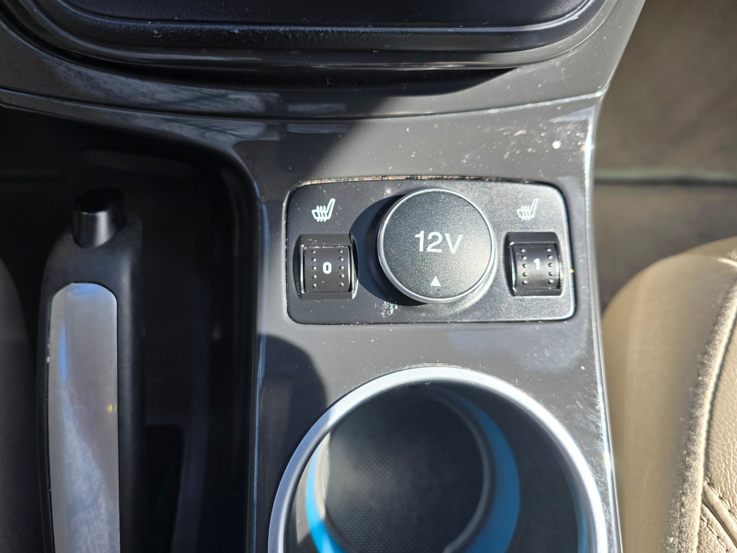 Used 2014 Ford Escape Titanium AWD/4WD image 16