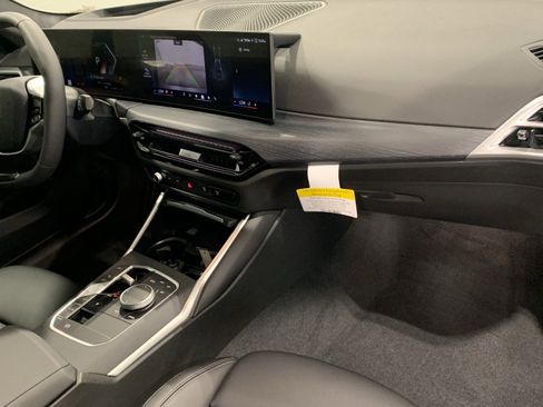 Certified 2025 BMW 330i Sedan w/ Premium Package RWD image 25
