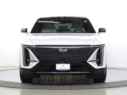 Certified 2024 Cadillac Lyriq Luxury w/ LPO, Floor Liner Package AWD/4WD image 14