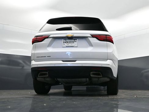 Used 2023 Chevrolet Traverse High Country image 41