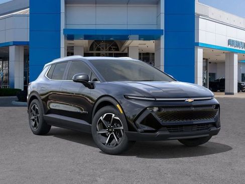 New 2026 Chevrolet Equinox EV LT image 7