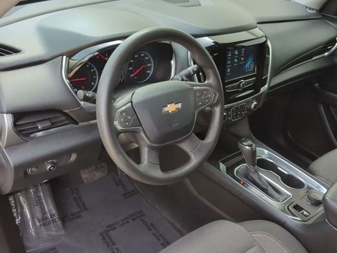 Used 2019 Chevrolet Traverse LS FWD image 10