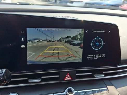 Used 2023 Hyundai Elantra SEL w/ Convenience Package FWD image 17