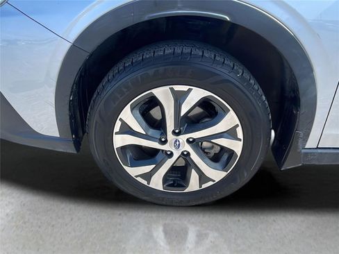 Used 2020 Subaru Outback Limited w/ Popular Package #2 image 10