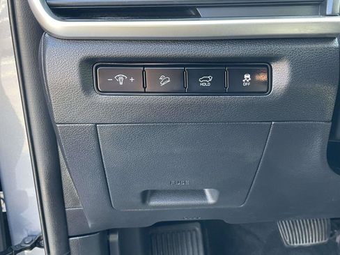 Used 2023 Kia Telluride EX w/ EX Captain's Chair Package FWD image 28