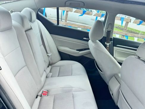 Used 2021 Nissan Altima 2.5 SV FWD image 13