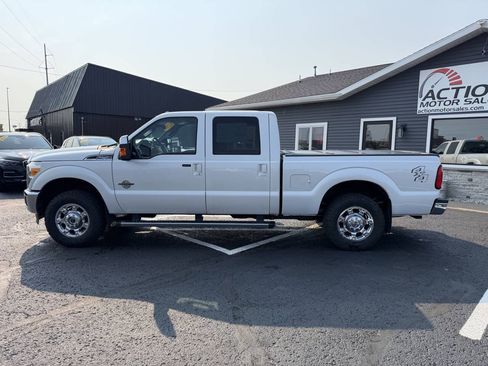 Used 2016 Ford F250 Lariat w/ Lariat Ultimate Package AWD/4WD image 2