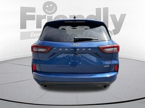 Used 2023 Ford Escape ST-Line Select AWD/4WD image 6