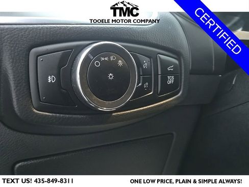 Used 2024 Ford Edge Titanium image 19
