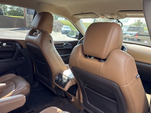 Used 2016 Buick Enclave Leather FWD image 22