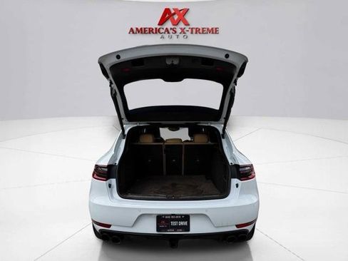 Used 2017 Porsche Macan Turbo AWD/4WD image 51