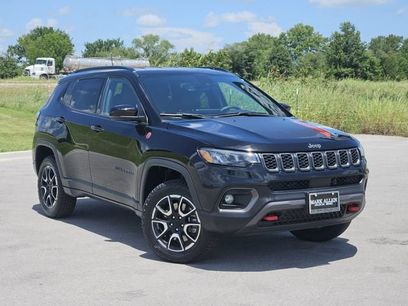 Used 2024 Jeep Compass Trailhawk