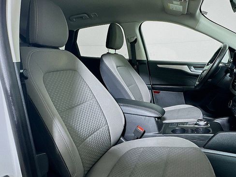 Used 2021 Ford Escape SE w/ Convenience Package image 24