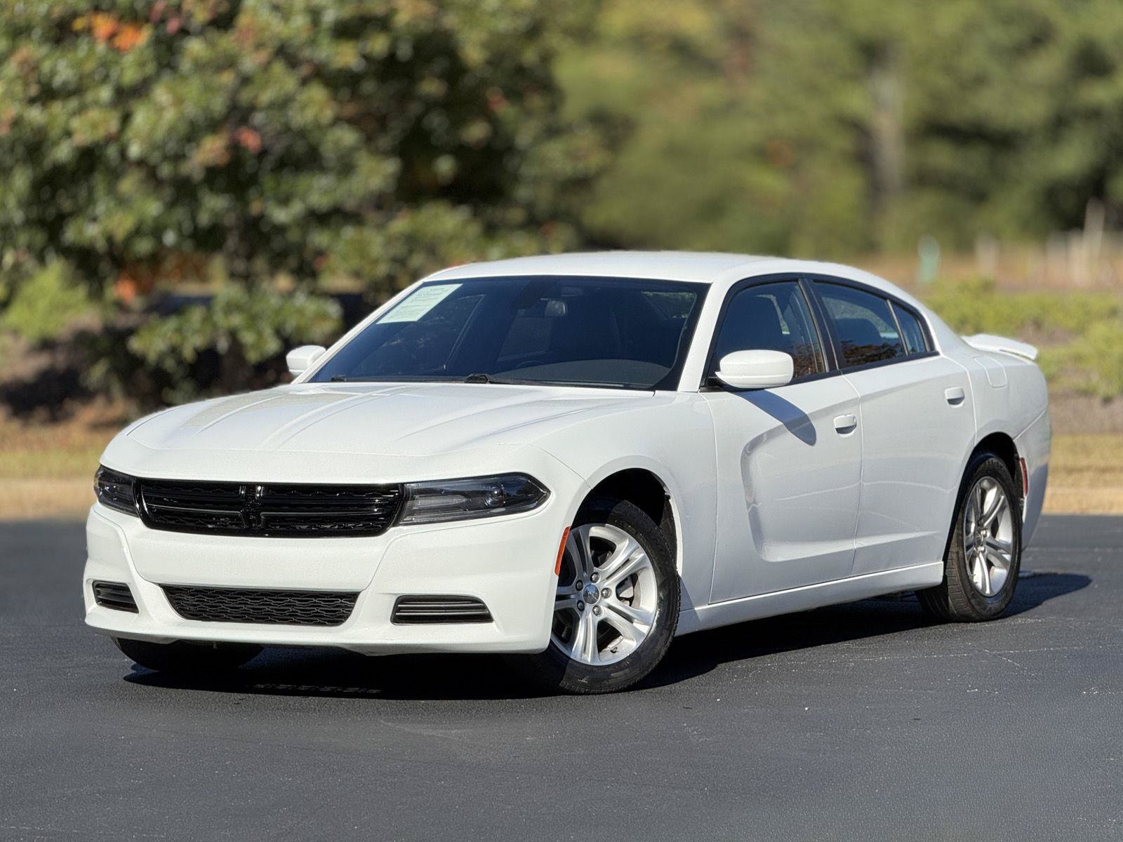 Used 2021 Dodge Charger SXT w/ Leather Interior Group RWD image 7